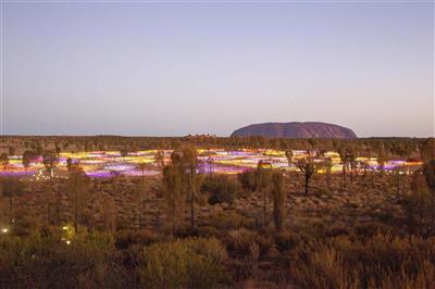 Field of Light (Bron: Tourism Australia)